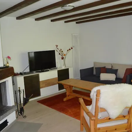 Apartamento Residenz La Mora La Punt-Chamues-ch