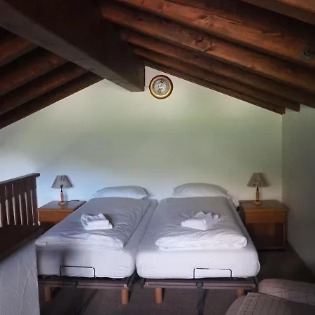 Residenz La Mora شقة لا بانت شاموس سي إتش